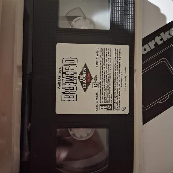 Disney Dumbo VHS with Colorful Cover - Picture 4 of 5